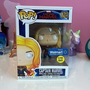 Captain Marvel Funko POP